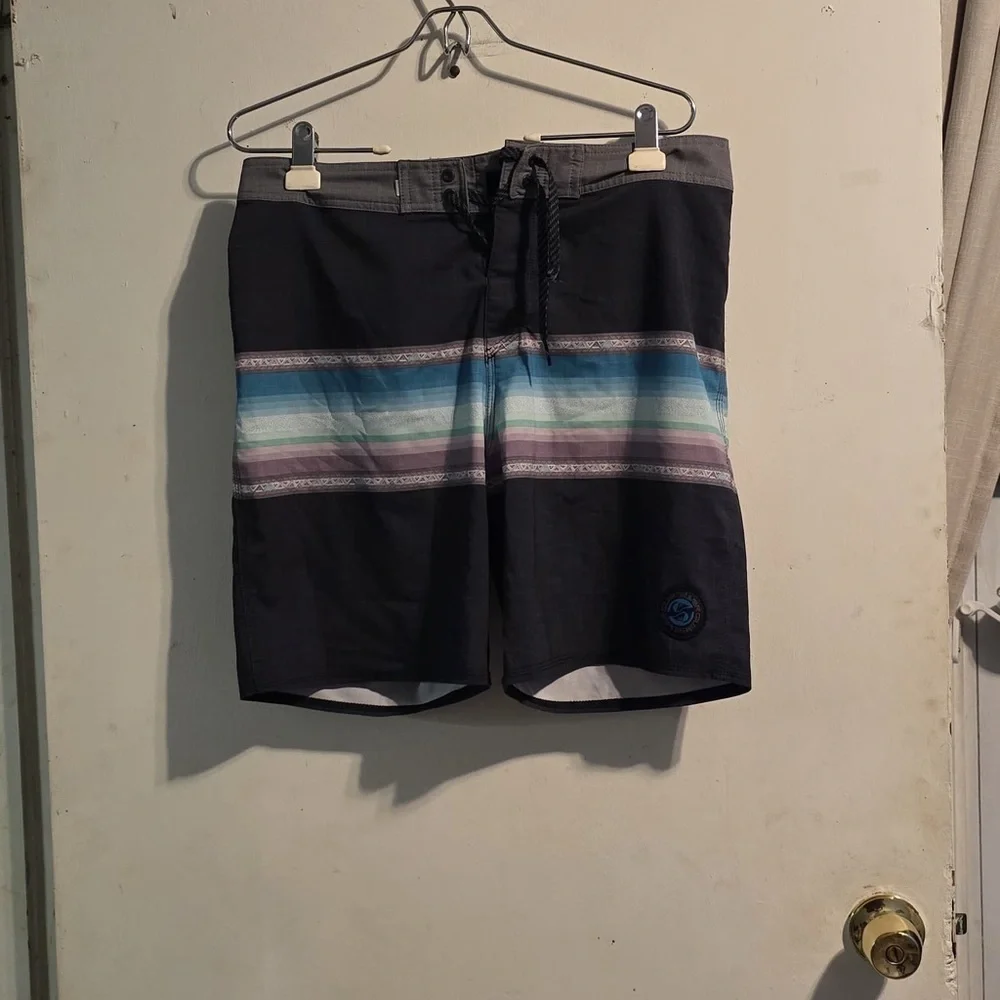 Quiksilver Men's Navy and Purple Board Shorts
